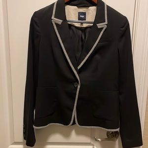Black Gap Blazer. Size 6.
